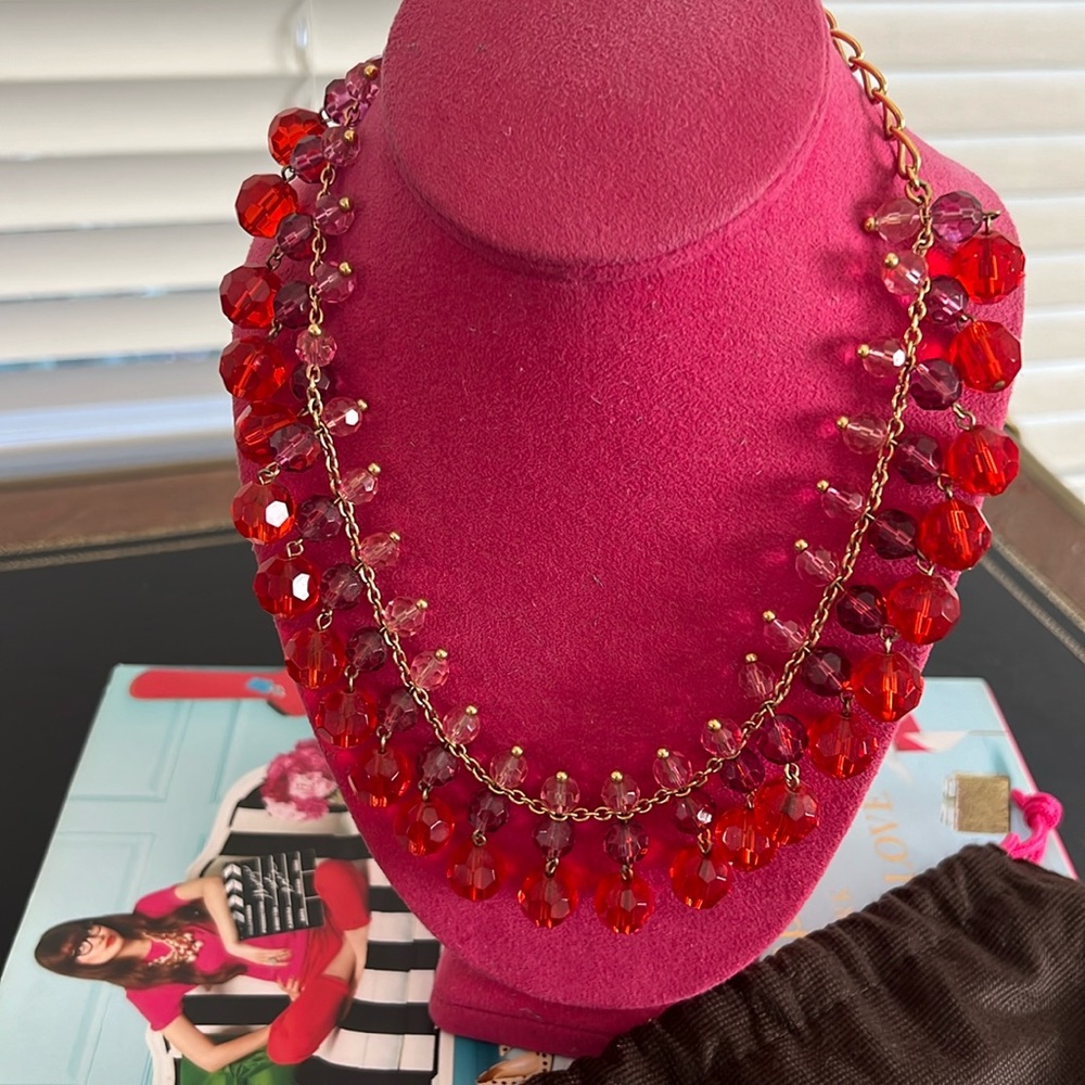 Kate spade never been worn red and pink statement necklace with original duster